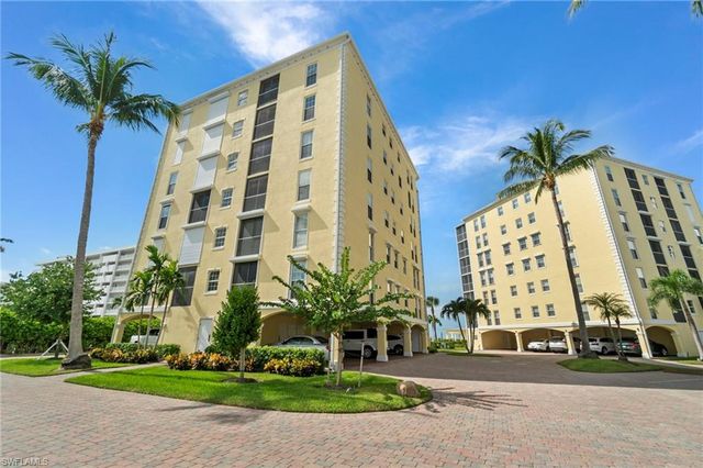 3483 Gulf Shore BLVD N 105 - At 2nd Floor Level, Naples, FL 34103