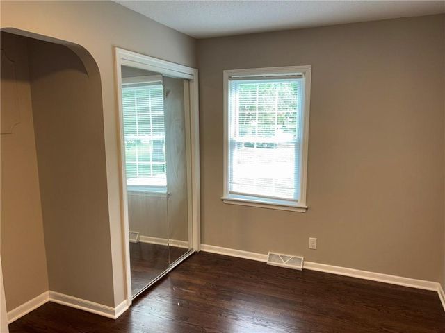7316 N Avalon Street, Kansas City, MO 64152