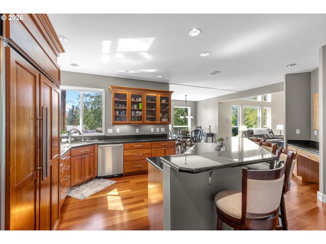 22211 S BIG CEDAR Ln, Beavercreek, OR 97004