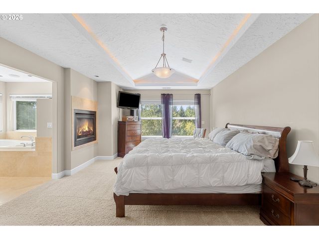 22211 S BIG CEDAR Ln, Beavercreek, OR 97004