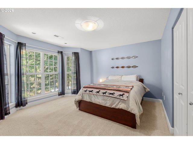 22211 S BIG CEDAR Ln, Beavercreek, OR 97004