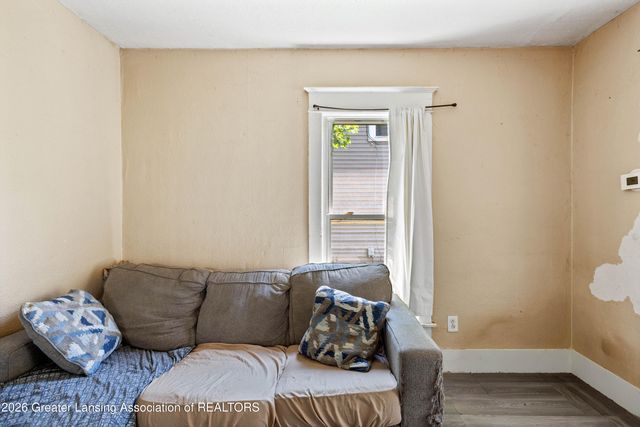 1438 Roosevelt Avenue, Lansing, MI 48915