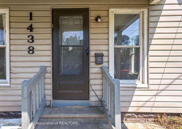 1438 Roosevelt Avenue, Lansing, MI 48915