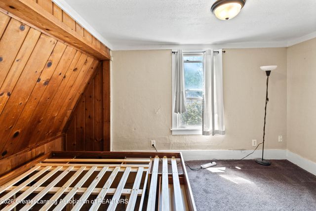 1438 Roosevelt Avenue, Lansing, MI 48915
