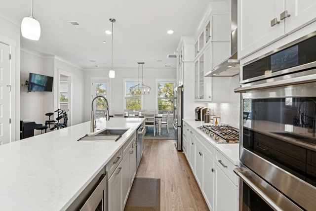 2135 Tides End Road, Charleston, SC 29412