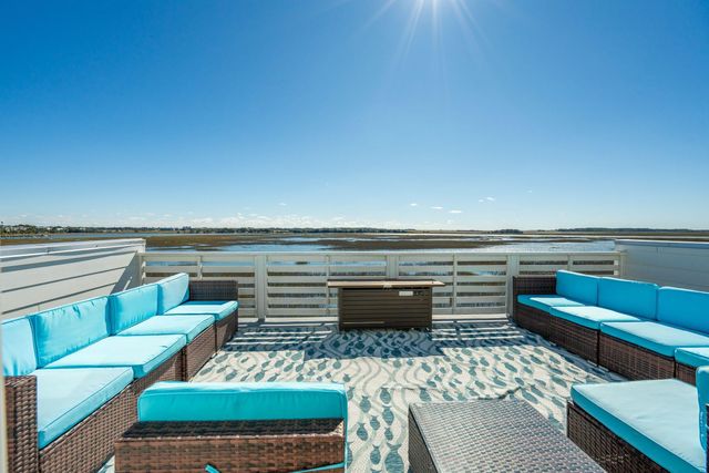 2135 Tides End Road, Charleston, SC 29412