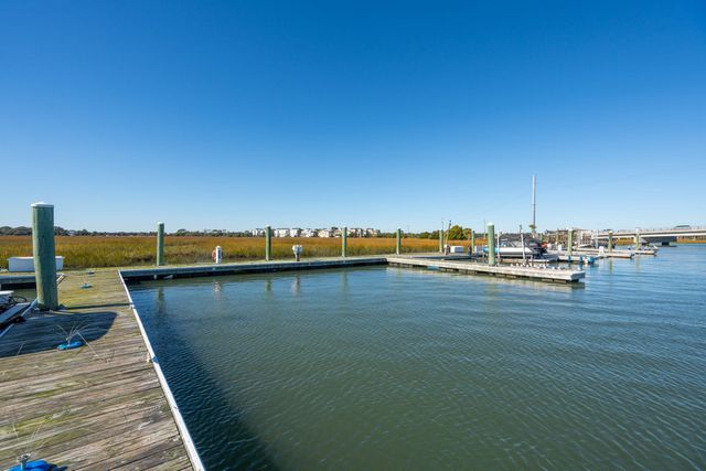 2135 Tides End Road, Charleston, SC 29412