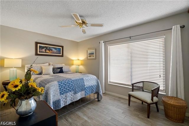 7430 Lake Breeze DR 402, Fort Myers, FL 33907