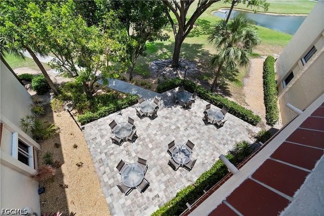 7430 Lake Breeze DR 402, Fort Myers, FL 33907