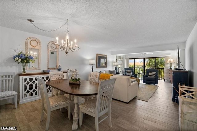 7430 Lake Breeze DR 402, Fort Myers, FL 33907
