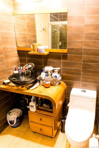 55-08 32nd Avenue, Woodside, NY 11377