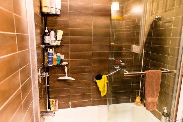 55-08 32nd Avenue, Woodside, NY 11377