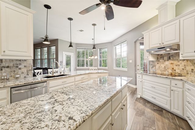 341 Onyx Drive, Oak Point, TX 75068