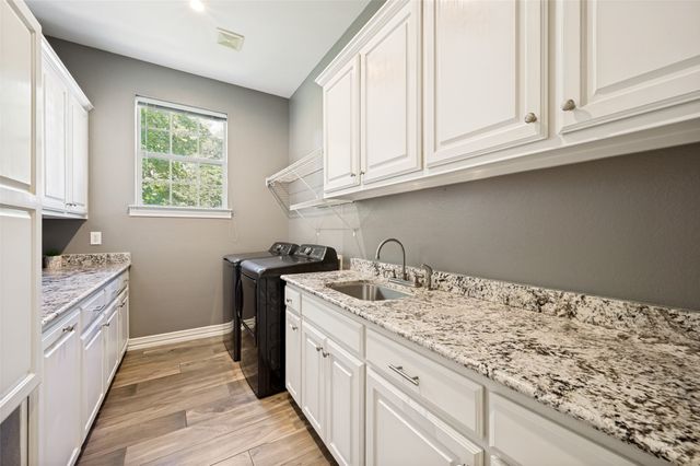 341 Onyx Drive, Oak Point, TX 75068
