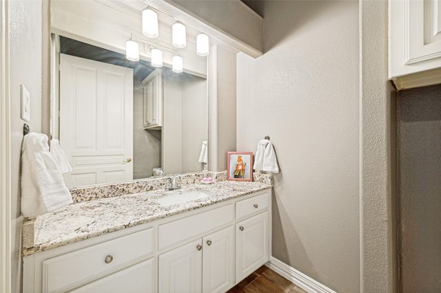 341 Onyx Drive, Oak Point, TX 75068