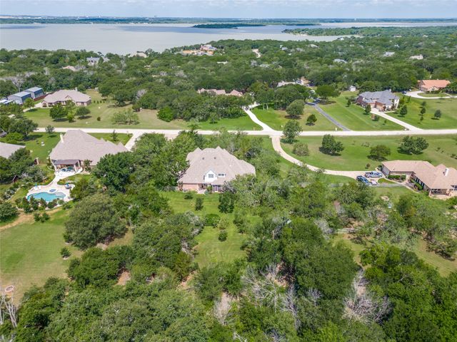 341 Onyx Drive, Oak Point, TX 75068