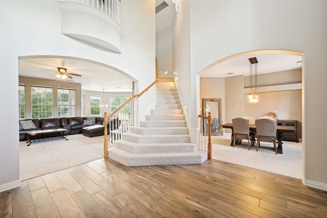 341 Onyx Drive, Oak Point, TX 75068