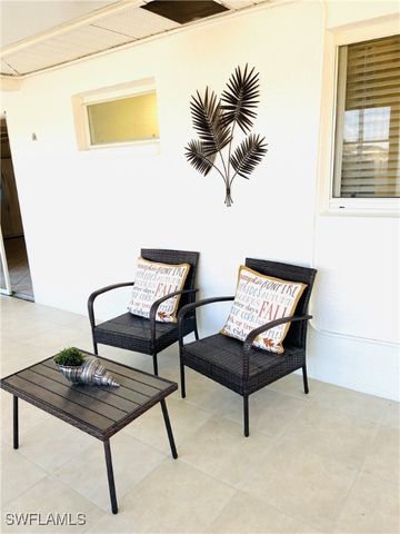 2207 SE 8th AVE, Cape Coral, FL 33990