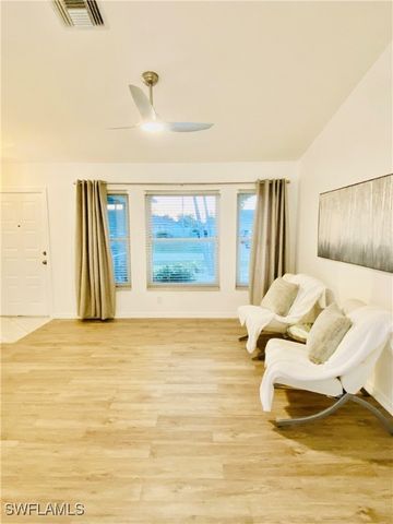 2207 SE 8th AVE, Cape Coral, FL 33990