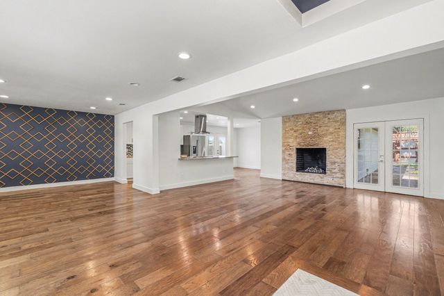 3127 Merrell Road, Dallas, TX 75229