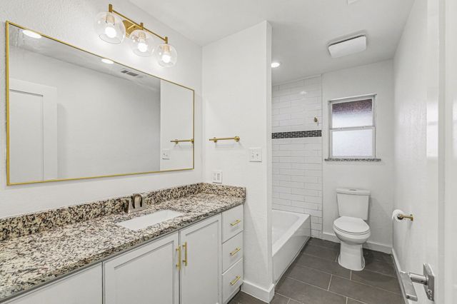 3127 Merrell Road, Dallas, TX 75229