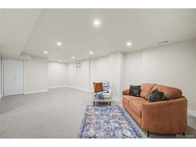 4667 Badger Ln, Littleton, CO 80127