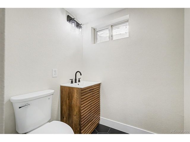 4667 Badger Ln, Littleton, CO 80127
