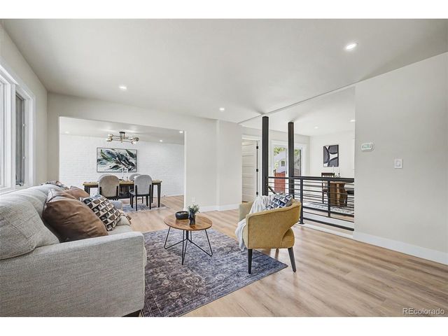 4667 Badger Ln, Littleton, CO 80127
