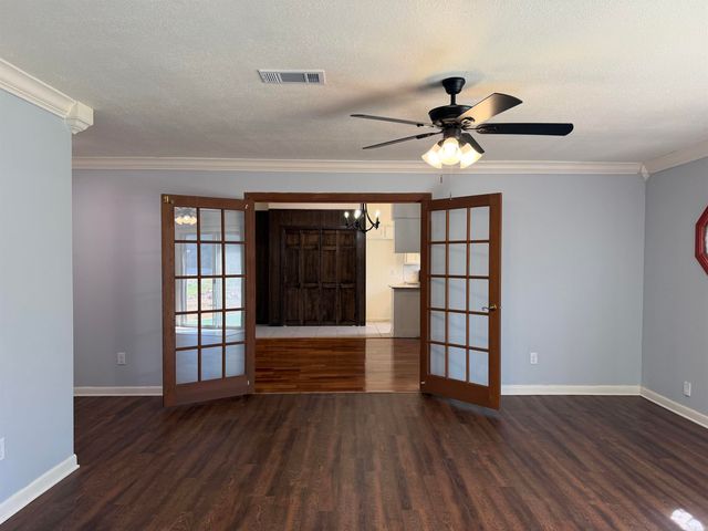 86 Lexington, White Hall, AR 71602