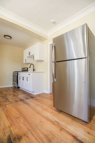 4019 W School Street 2E, Chicago, IL 60641