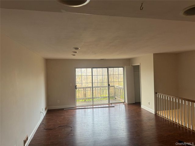 11 The Rise, Warwick, NY 10990