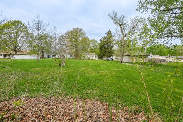 3153 Sportsman Club Road, Bourbonnais, IL 60914