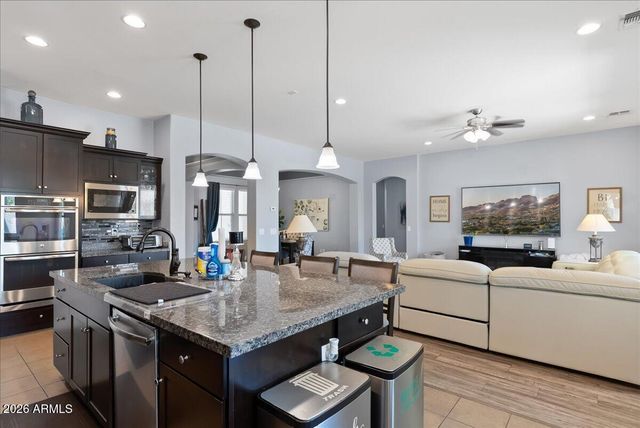 15737 W WILSHIRE Drive, Goodyear, AZ 85395