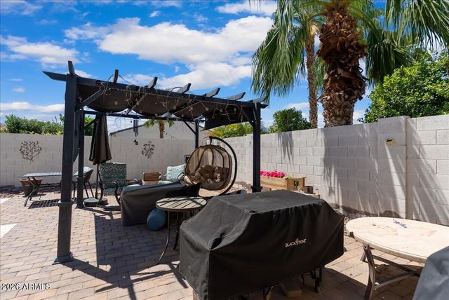 15737 W WILSHIRE Drive, Goodyear, AZ 85395