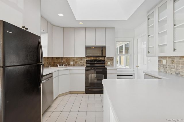 1871 Relyea Drive, Merrick, NY 11566