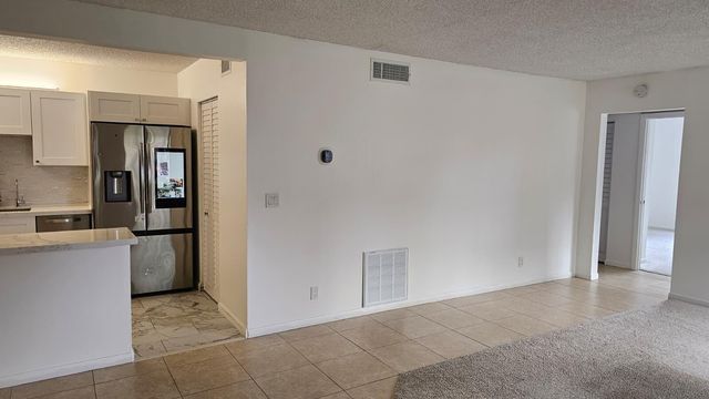 520 Shady Pine Way D1, Greenacres, FL 33415