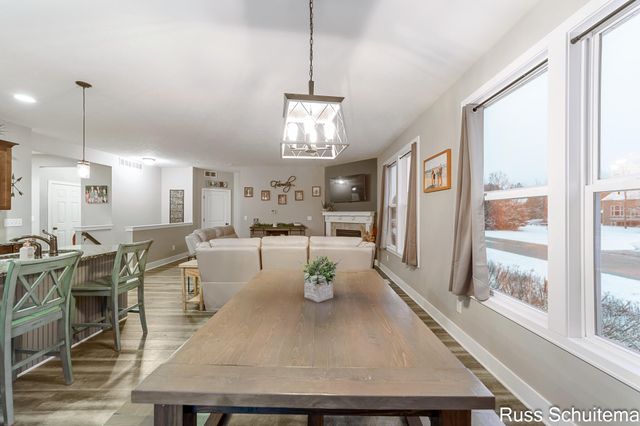 931 Ashlee Court, Norton Shores, MI 49441