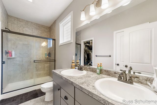 931 Ashlee Court, Norton Shores, MI 49441