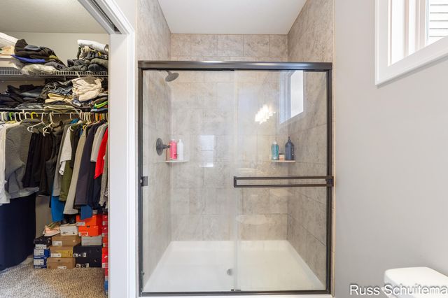 931 Ashlee Court, Norton Shores, MI 49441