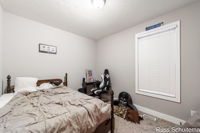 931 Ashlee Court, Norton Shores, MI 49441