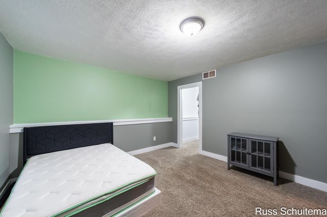 931 Ashlee Court, Norton Shores, MI 49441