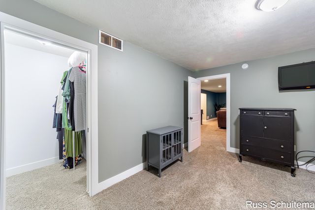 931 Ashlee Court, Norton Shores, MI 49441