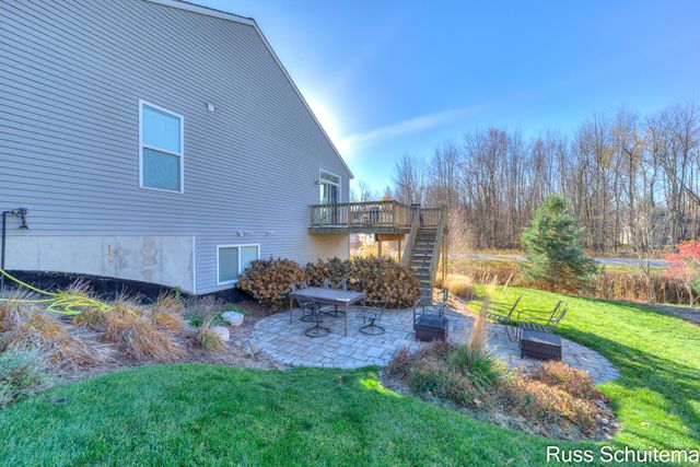 931 Ashlee Court, Norton Shores, MI 49441