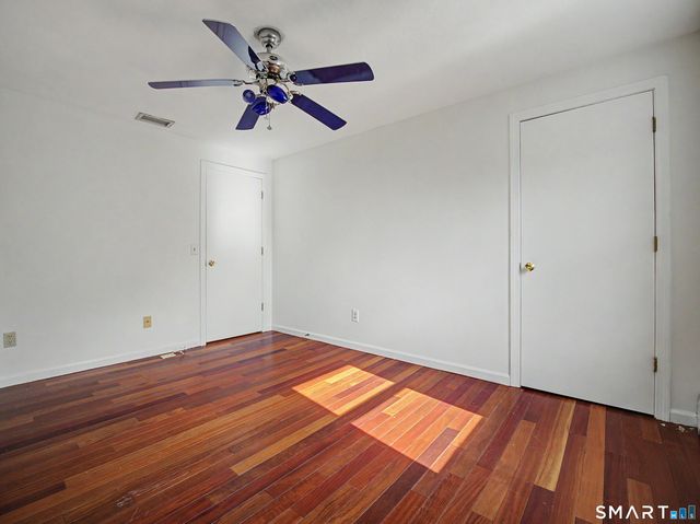 33 West Gerald Drive, Manchester, CT 06040