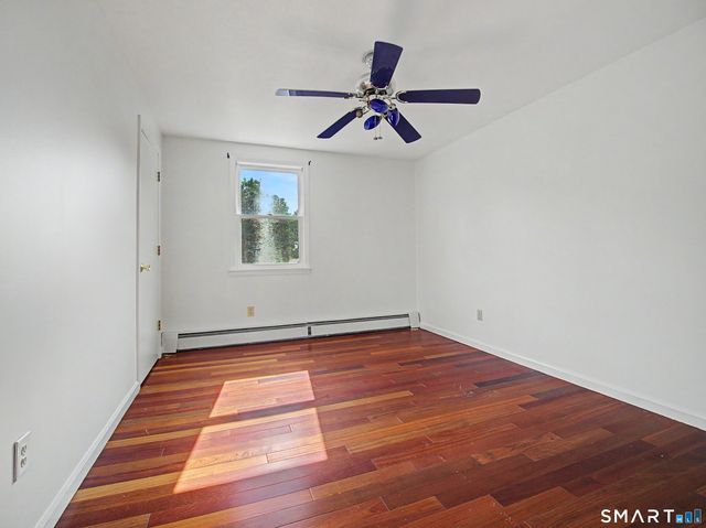 33 West Gerald Drive, Manchester, CT 06040