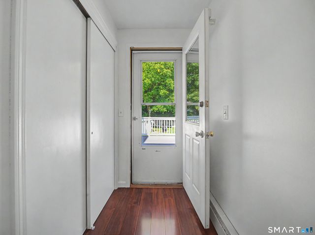 33 West Gerald Drive, Manchester, CT 06040