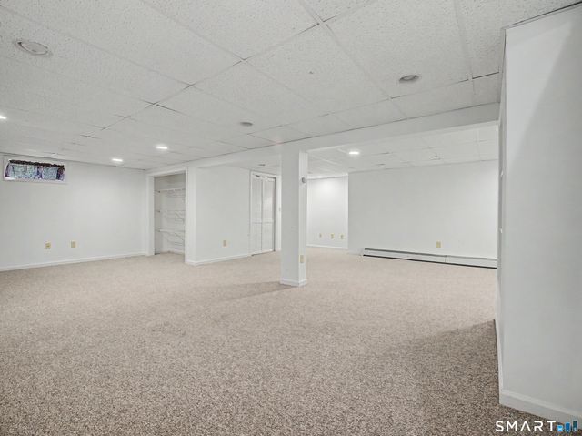 33 West Gerald Drive, Manchester, CT 06040