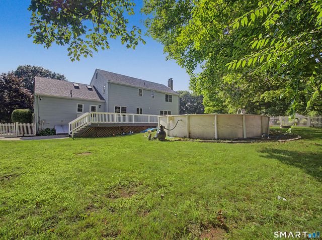 33 West Gerald Drive, Manchester, CT 06040