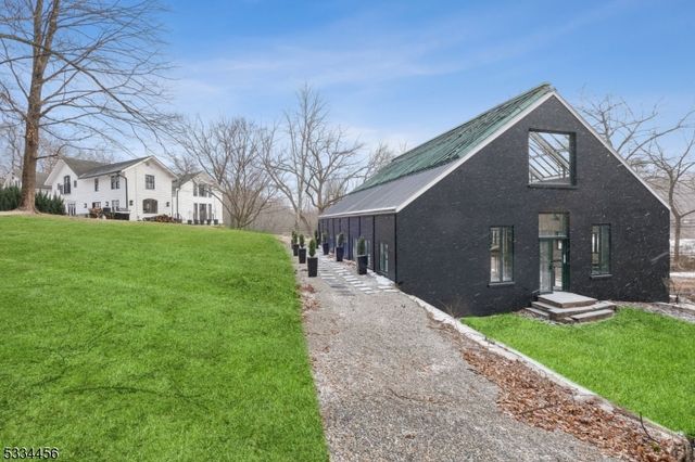 91 Post Ln, Bernardsville Boro, NJ 07924