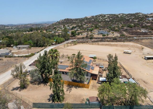 266 Woodmeadow Ln, Ramona, CA 92065